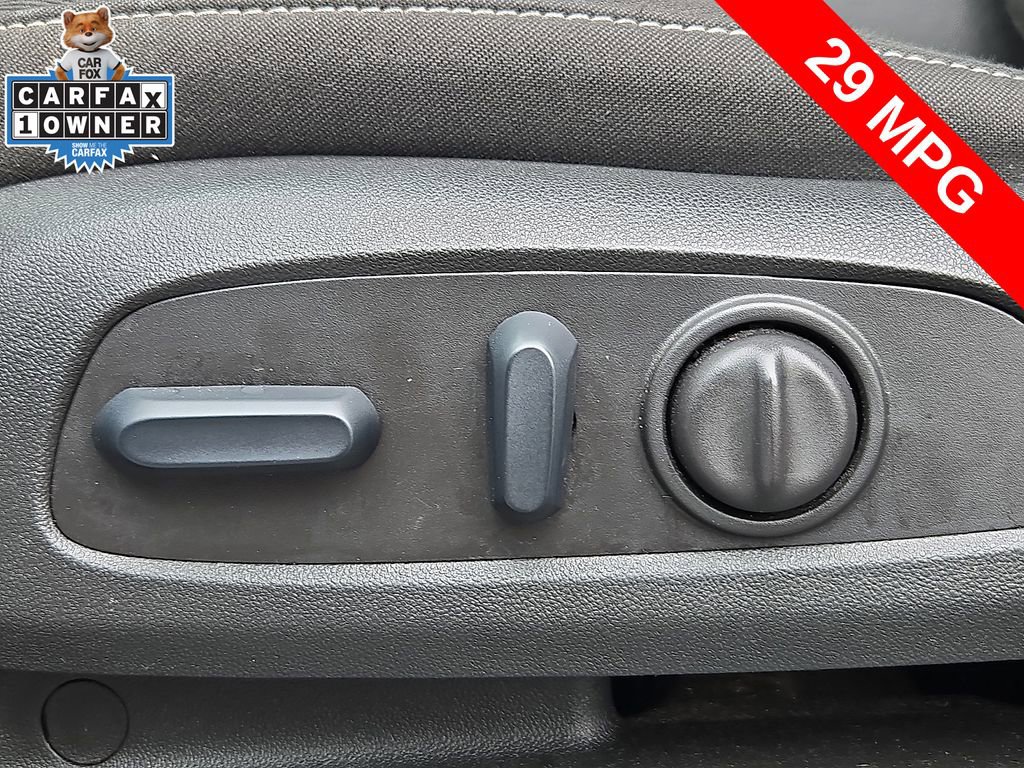 Used 2024 Chevrolet Blazer LT FWD image 27