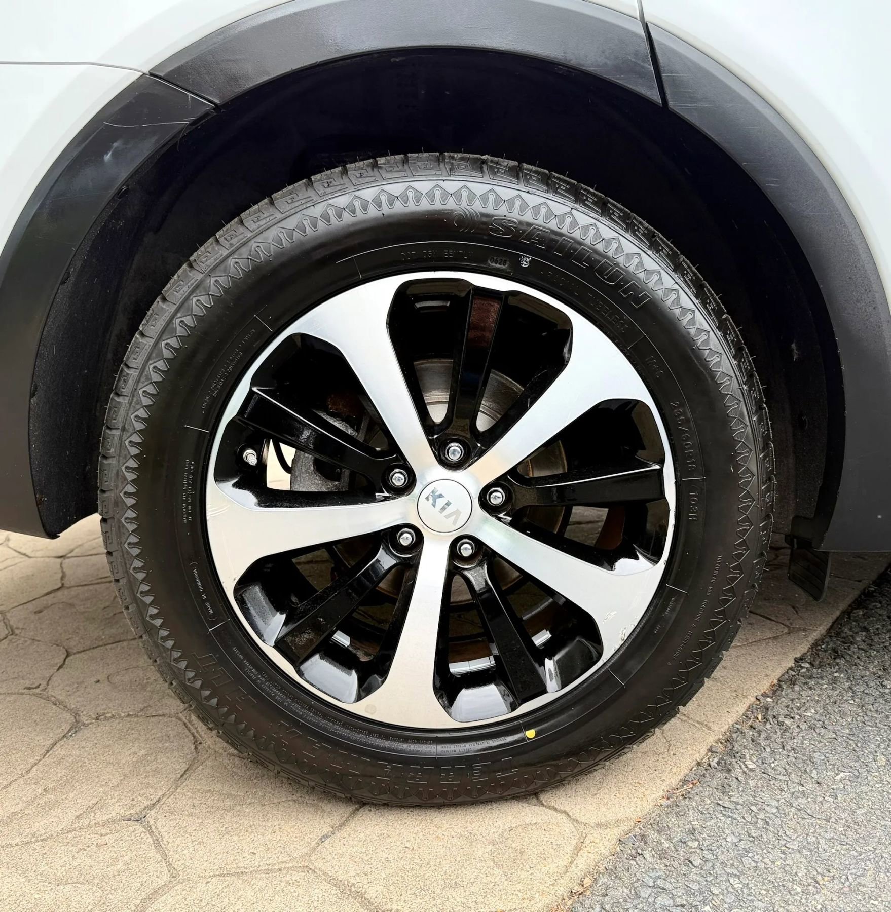 Used 2016 Kia Sorento EX AWD/4WD image 54