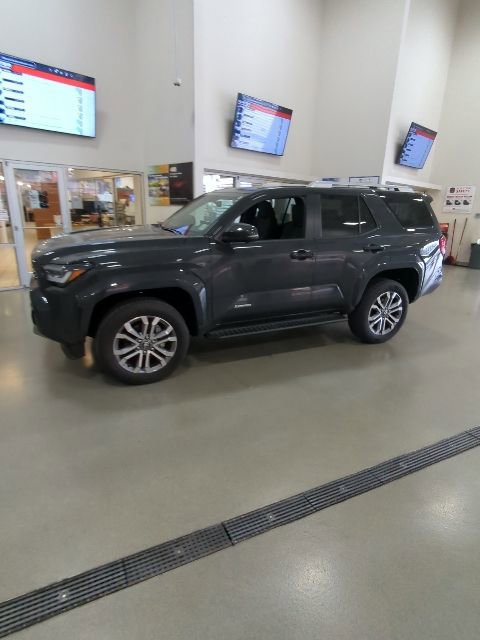 Used 2026 Toyota 4Runner Limited image 2