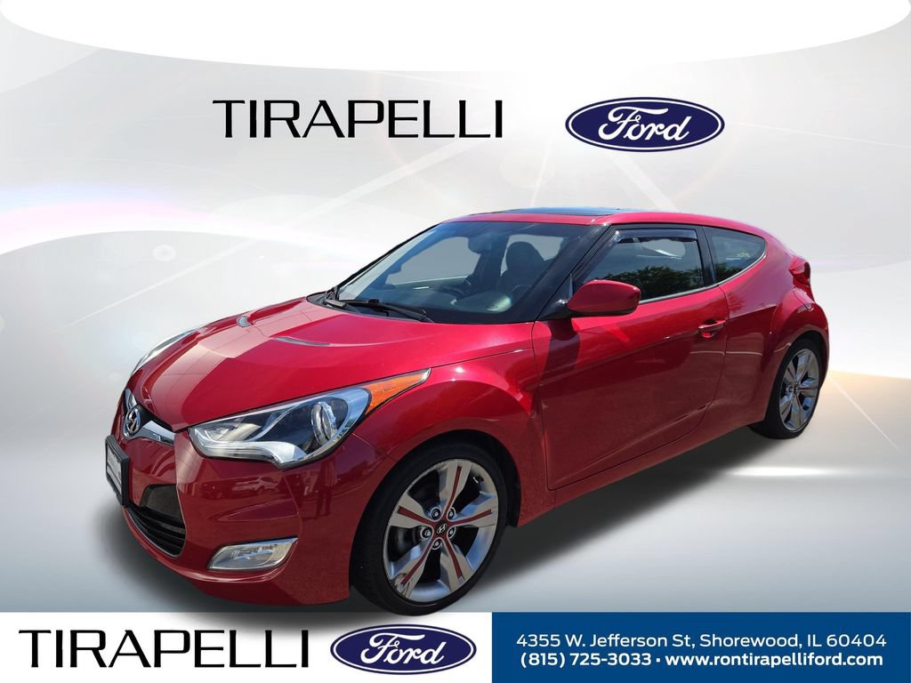 Used 2015 Hyundai Veloster w/ Option Group 03 FWD image 3