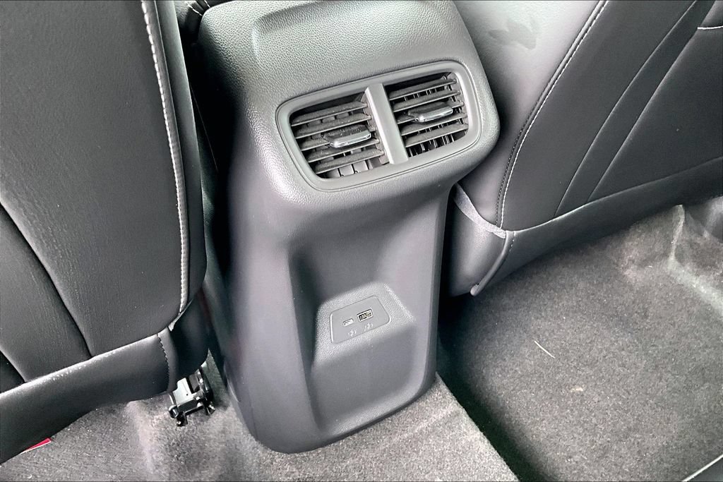 Used 2024 Buick Envision Sport Touring AWD/4WD image 21