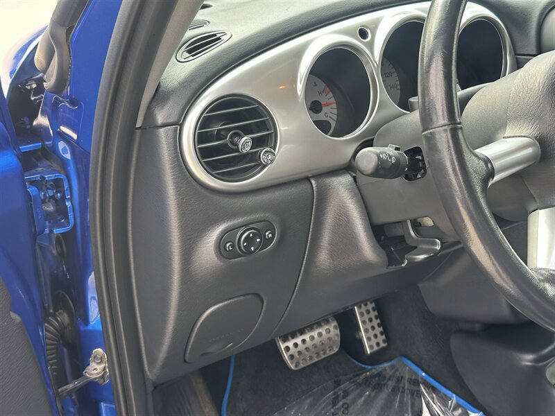 Used 2005 Chrysler PT Cruiser GT w/ Chrome Accents Group FWD image 50