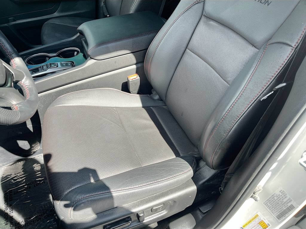 Used 2025 Honda Passport Black Edition image 19