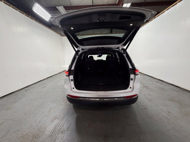 Used 2024 Jeep Grand Cherokee Limited 4xe AWD/4WD image 9