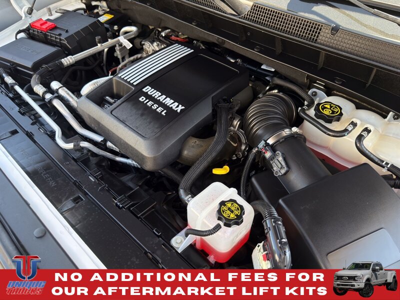 Used 2023 Chevrolet Silverado 1500 RST w/ Redline Edition AWD/4WD image 15