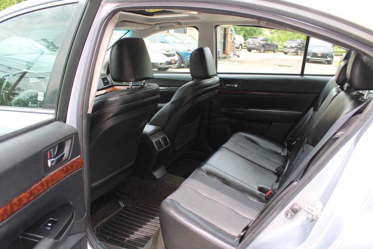 Used 2013 Subaru Legacy 2.5i Limited AWD/4WD image 24