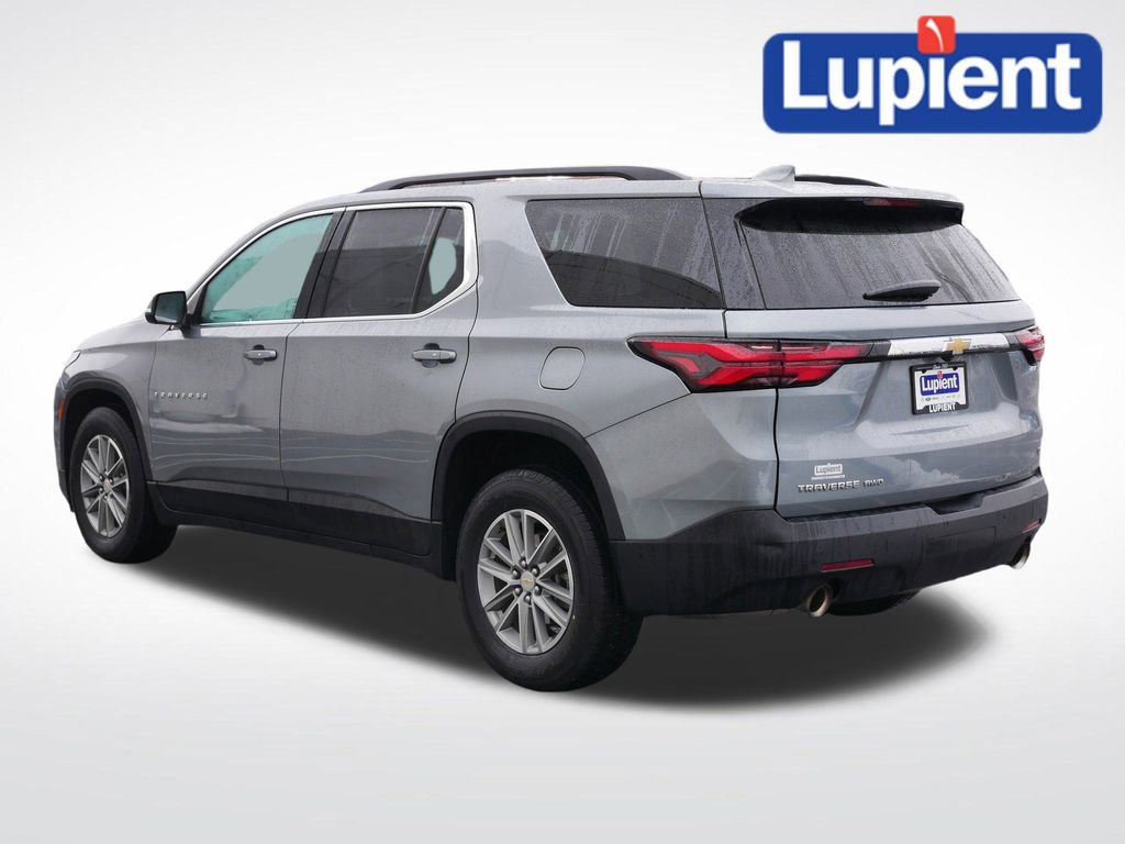 Used 2023 Chevrolet Traverse LT image 8
