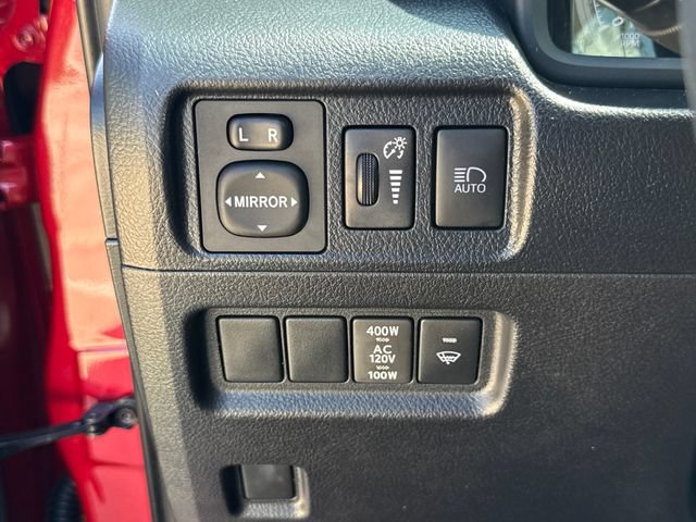 Used 2023 Toyota 4Runner TRD Off-Road Premium AWD/4WD image 23