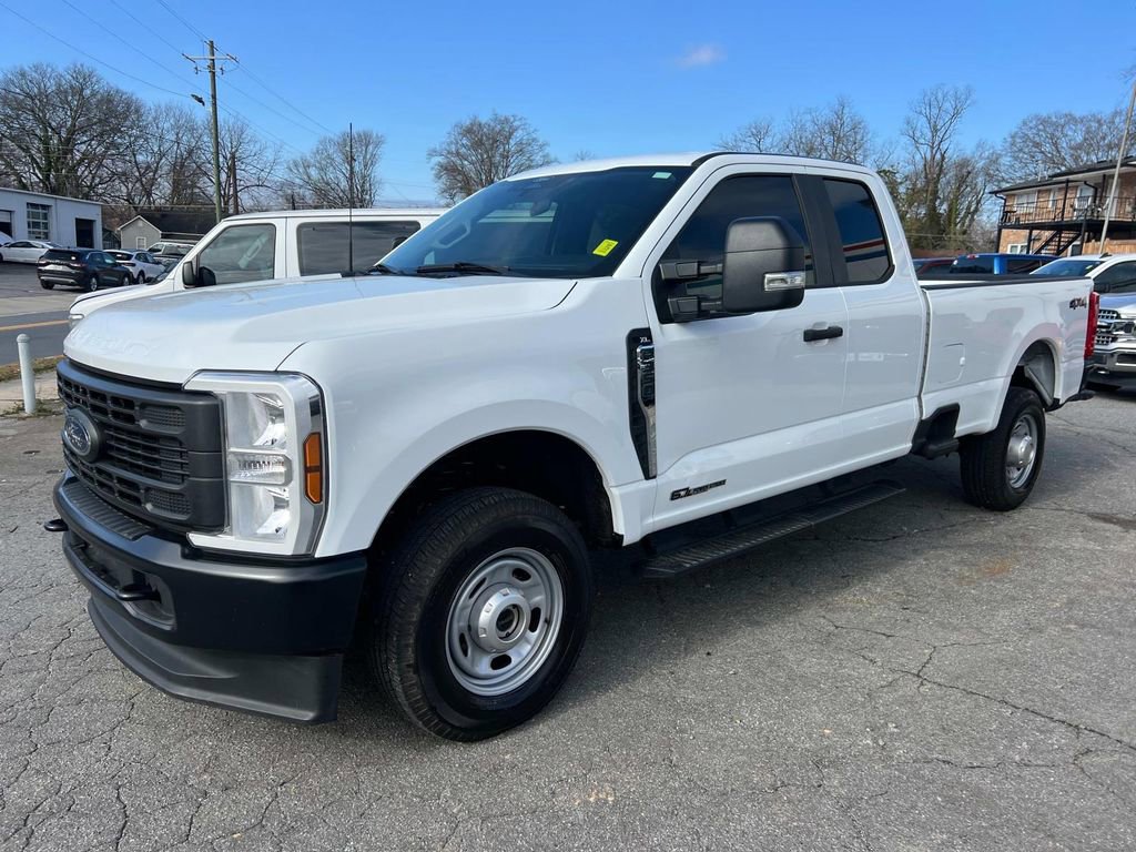 Used 2024 Ford F350 XL image 3