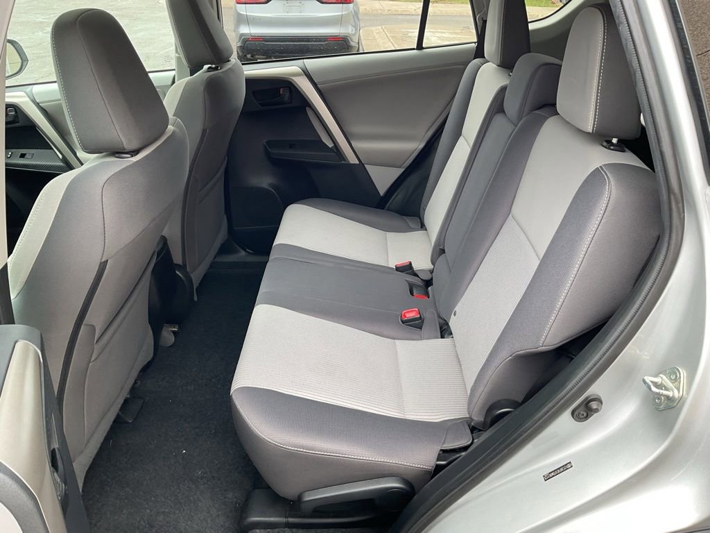 Used 2013 Toyota RAV4 XLE AWD/4WD image 21