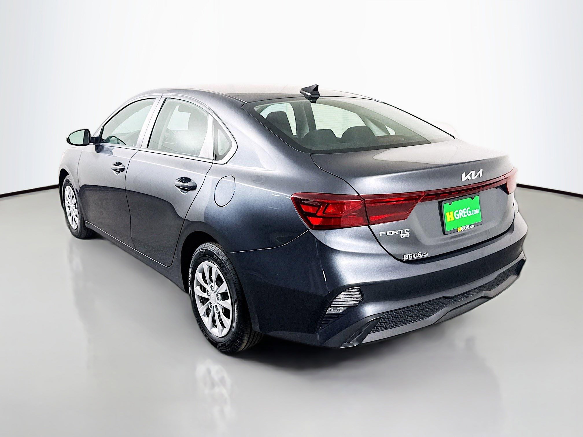 Used 2024 Kia Forte LX FWD image 7