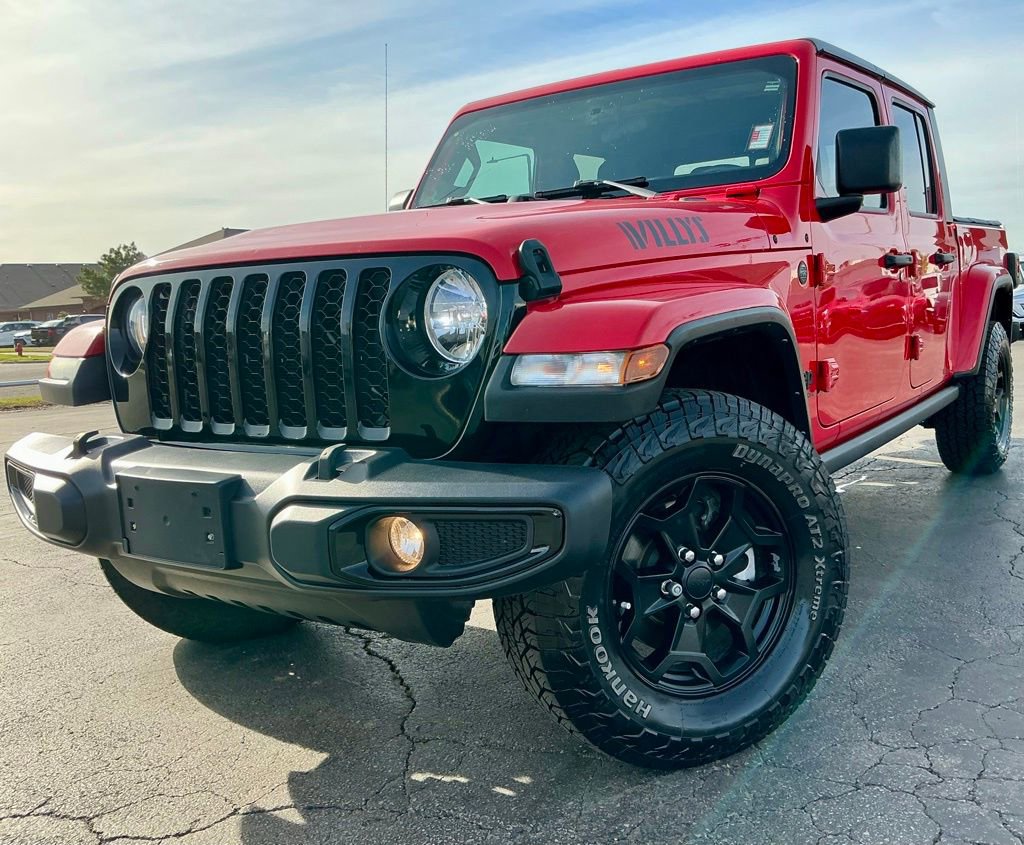 Used 2022 Jeep Gladiator Willys image 2