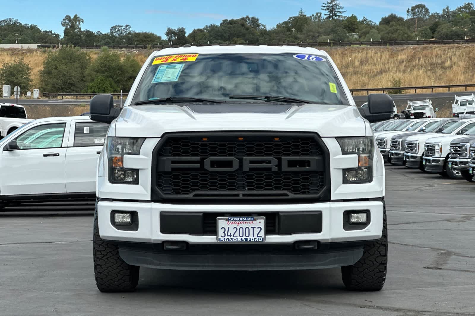 Used 2016 Ford F150 XLT w/ Equipment Group 302A Luxury AWD/4WD image 9