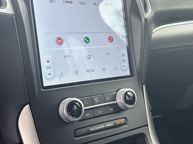 Used 2021 Ford Edge SEL w/ Convenience Package image 18