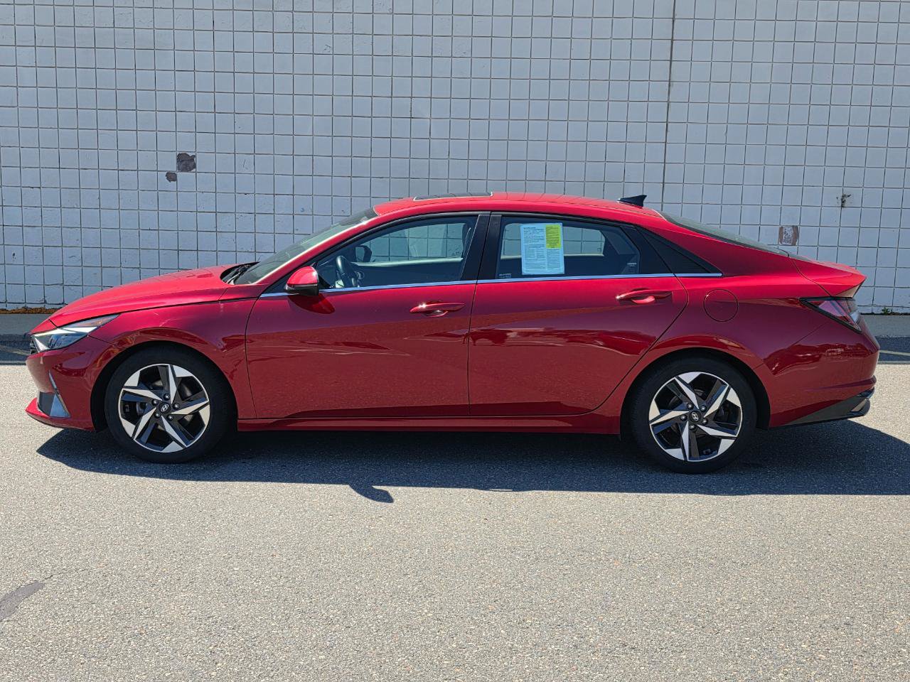 Used 2022 Hyundai Elantra Limited FWD image 4