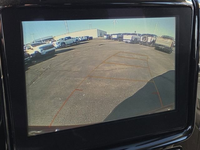 Used 2019 Chevrolet Traverse LT image 3