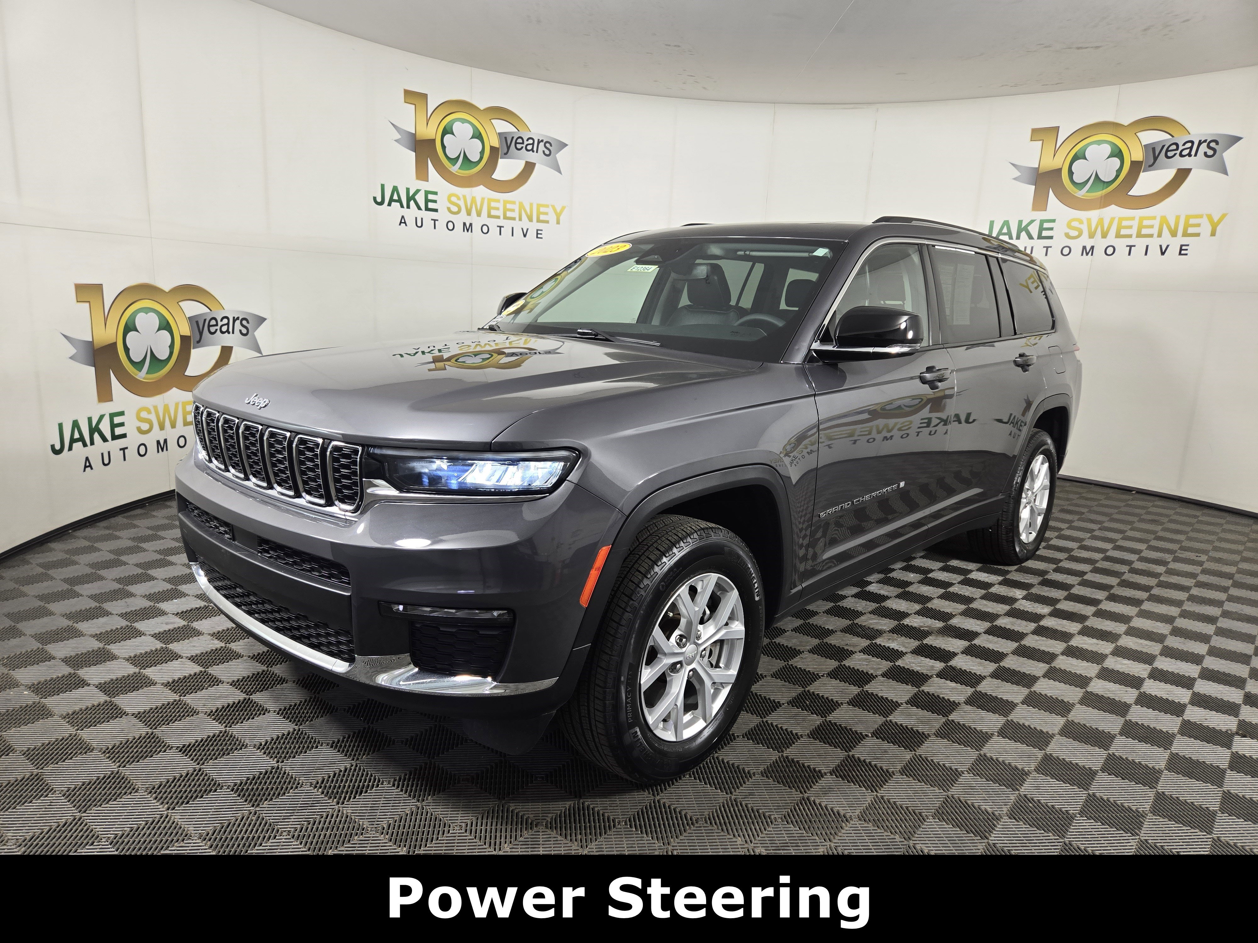 Certified 2023 Jeep Grand Cherokee L Limited w/ Trailer Tow Group (B) image 4