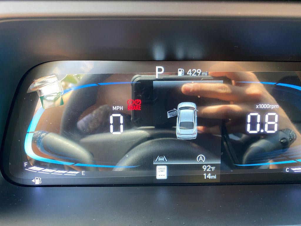New 2026 Hyundai Elantra SE FWD image 15