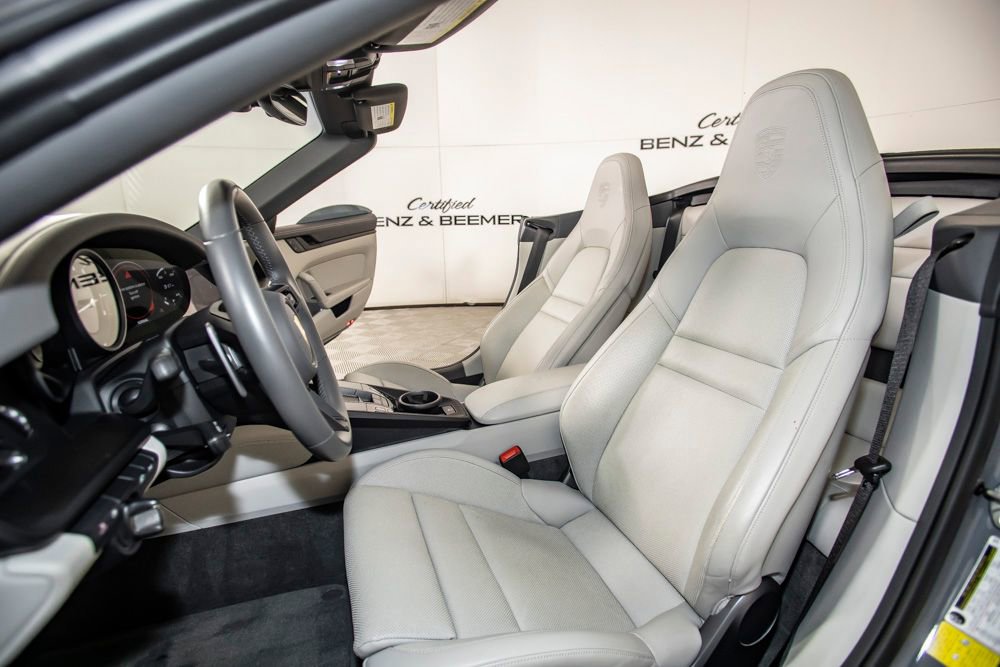 Used 2024 Porsche 911 Carrera GTS image 19