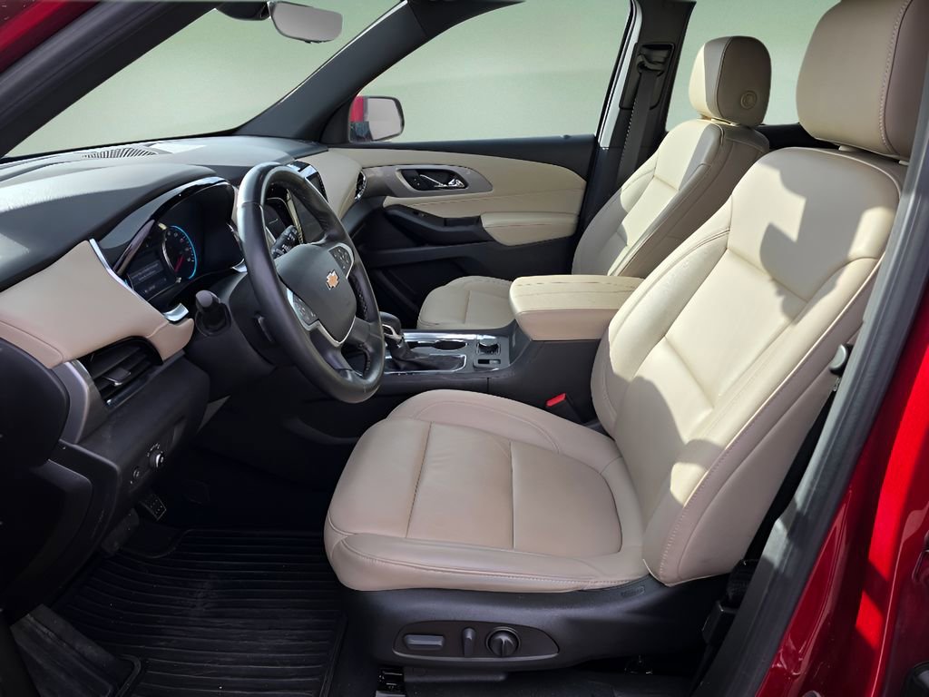 Used 2023 Chevrolet Traverse LT w/ LT Premium Package image 10