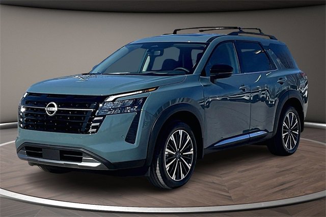 New 2026 Nissan Pathfinder Platinum