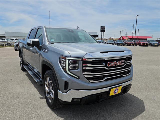 Certified 2023 GMC Sierra 1500 SLT RWD image 7