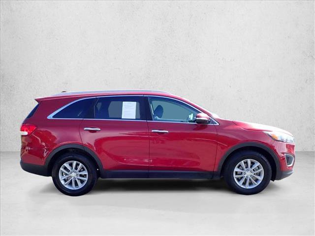 Used 2017 Kia Sorento FWD w/ LX Convenience Package image 5