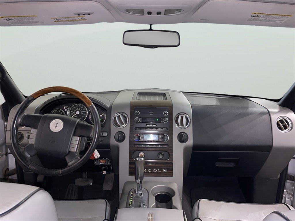 Used 2008 Lincoln Mark LT 4x4 image 14