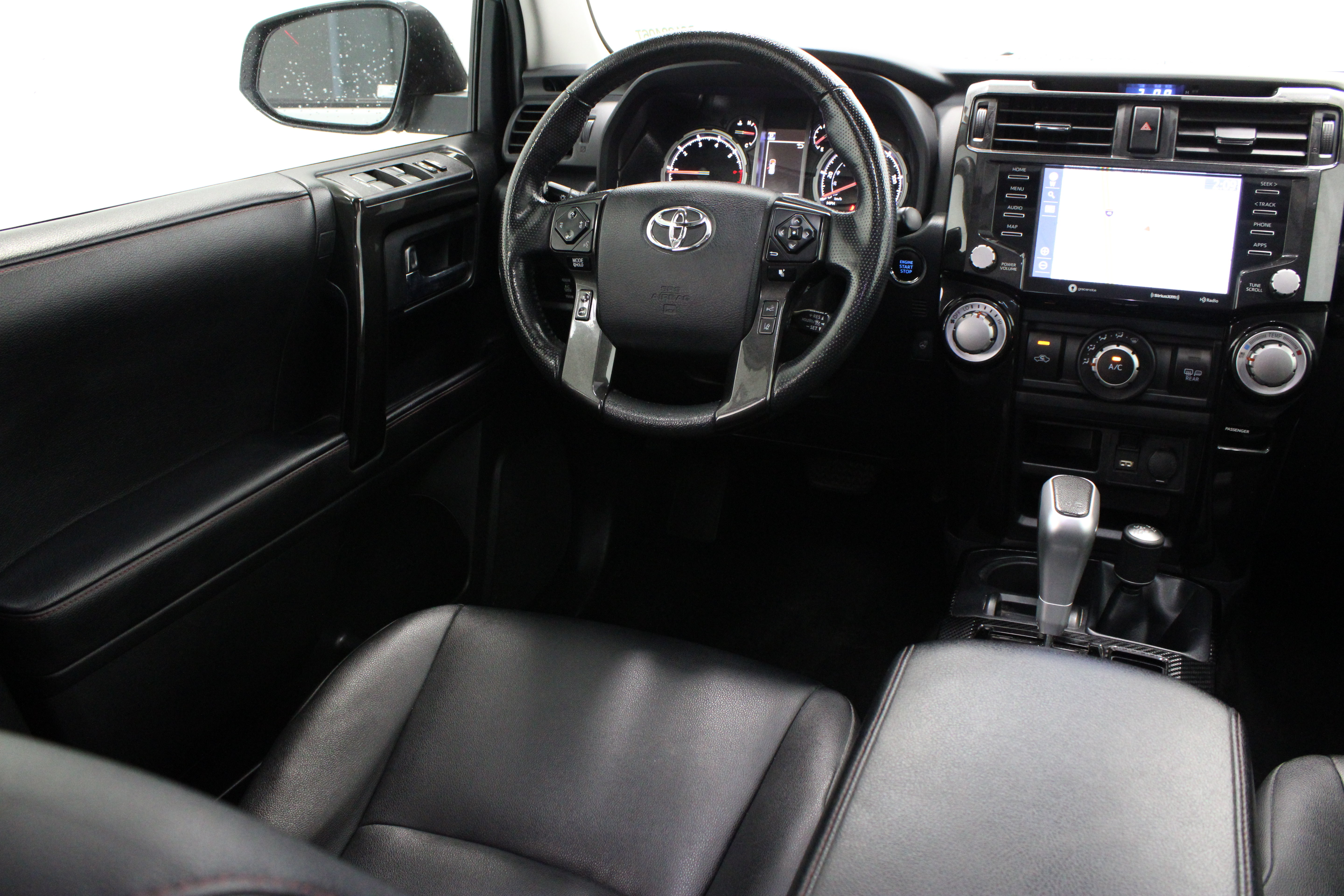 Used 2023 Toyota 4Runner TRD Off-Road Premium w/ Moonroof Package AWD/4WD image 33
