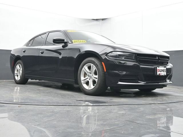 Used 2022 Dodge Charger SXT w/ Cold Weather Package image 44