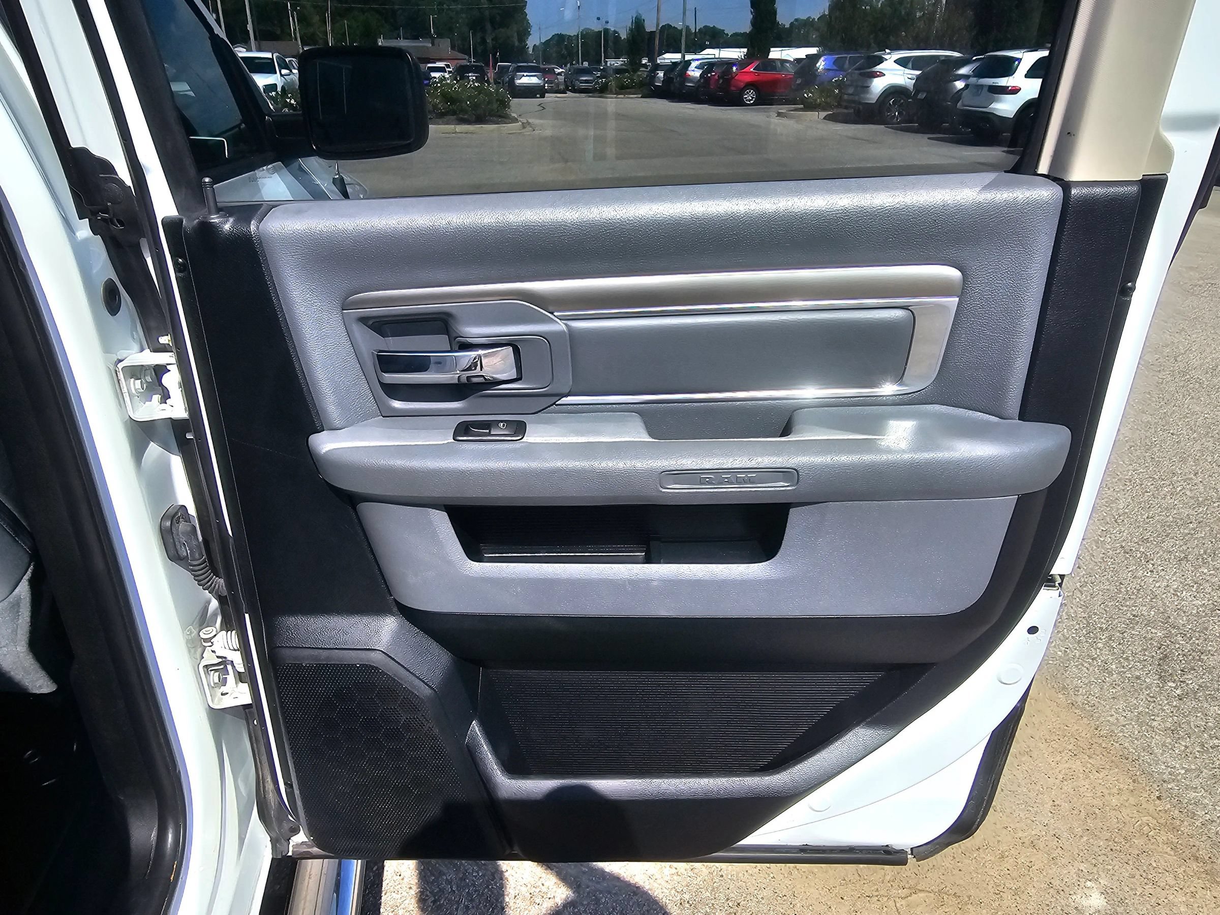 Used 2017 RAM 1500 Outdoorsman AWD/4WD image 10