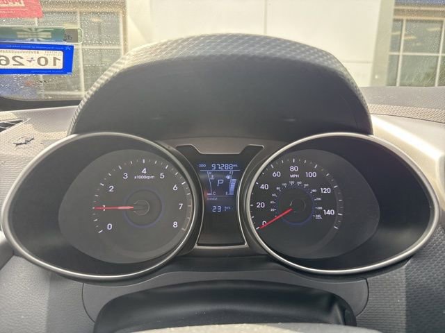 Used 2016 Hyundai Veloster w/ Option Group 02 FWD image 9