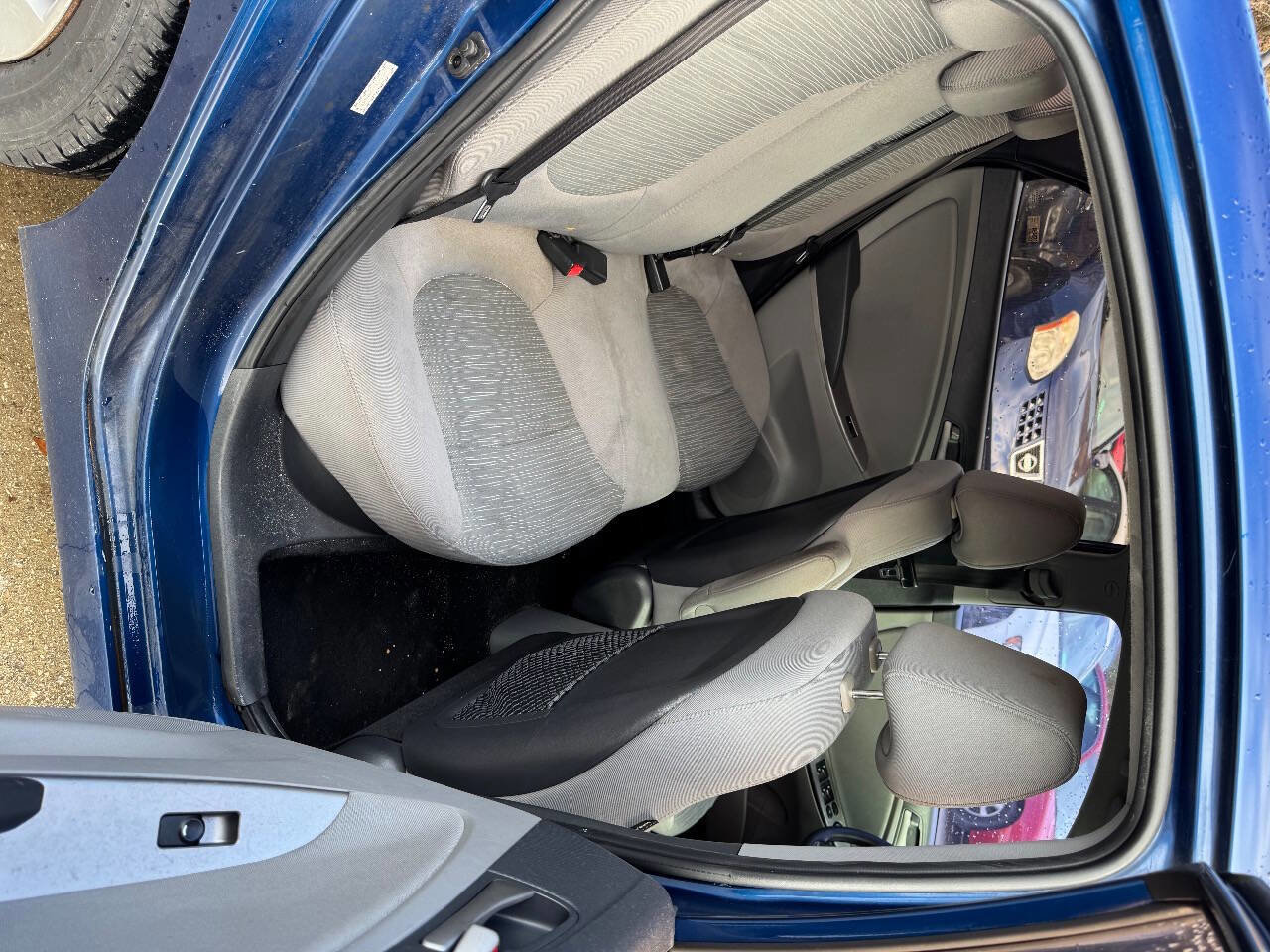 Used 2015 Hyundai Accent GLS image 13