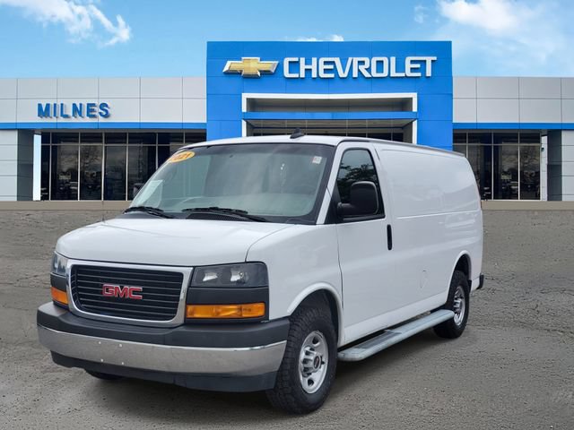 Used 2021 GMC Savana 2500 w/ Driver Convenience Package RWD image 2