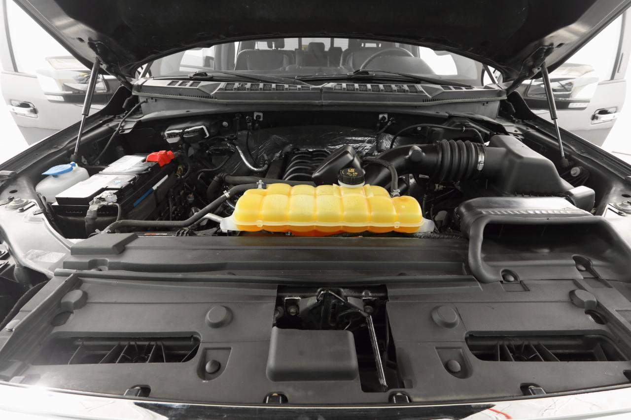 Used 2016 Ford F150 Lariat w/ Equipment Group 501A Mid image 19