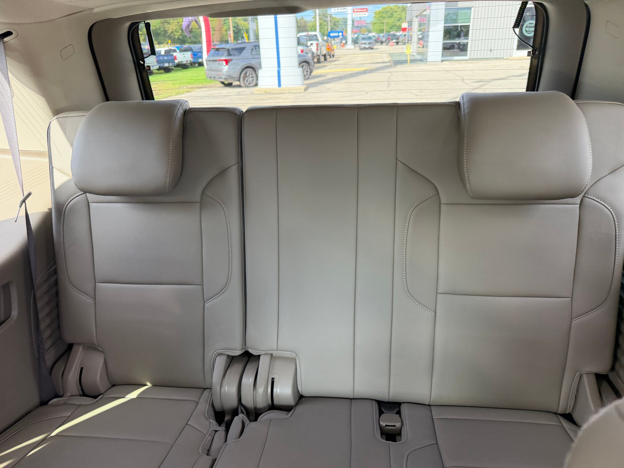 Used 2019 Chevrolet Tahoe Premier AWD/4WD image 9