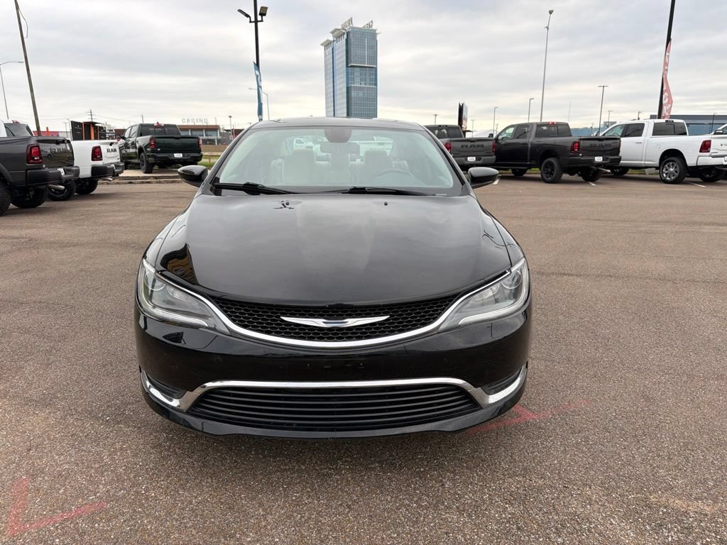 Used 2016 Chrysler 200 Limited w/ Anniversary Edition FWD image 10