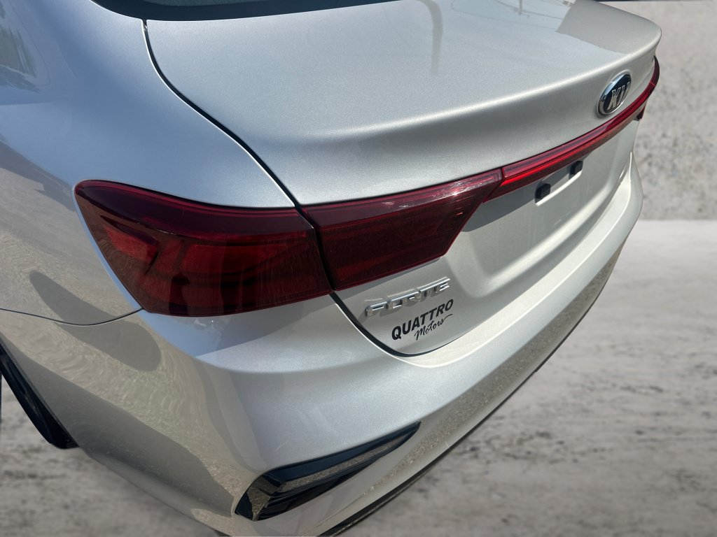 Used 2020 Kia Forte LXS FWD image 21