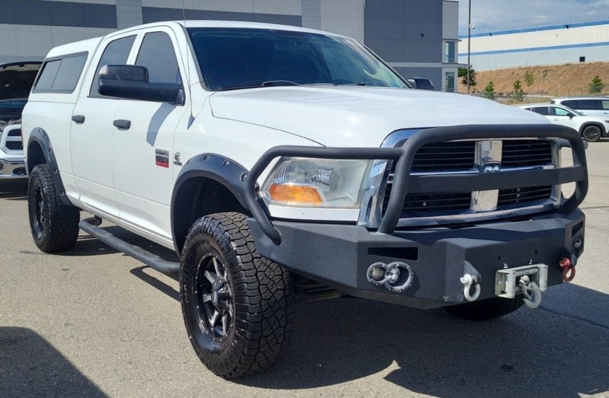 Used 2012 RAM 2500 ST w/ Chrome Appearance Group AWD/4WD image 2