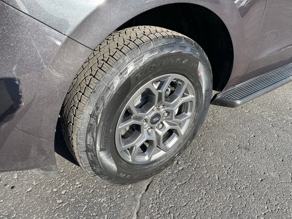 New 2026 Ford Expedition Active image 3