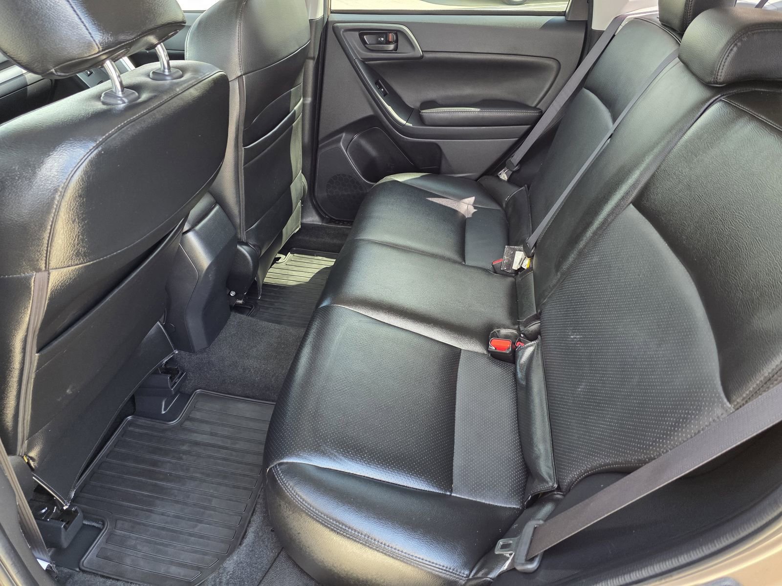 Used 2016 Subaru Forester 2.5i w/ Alloy Wheel Package image 16