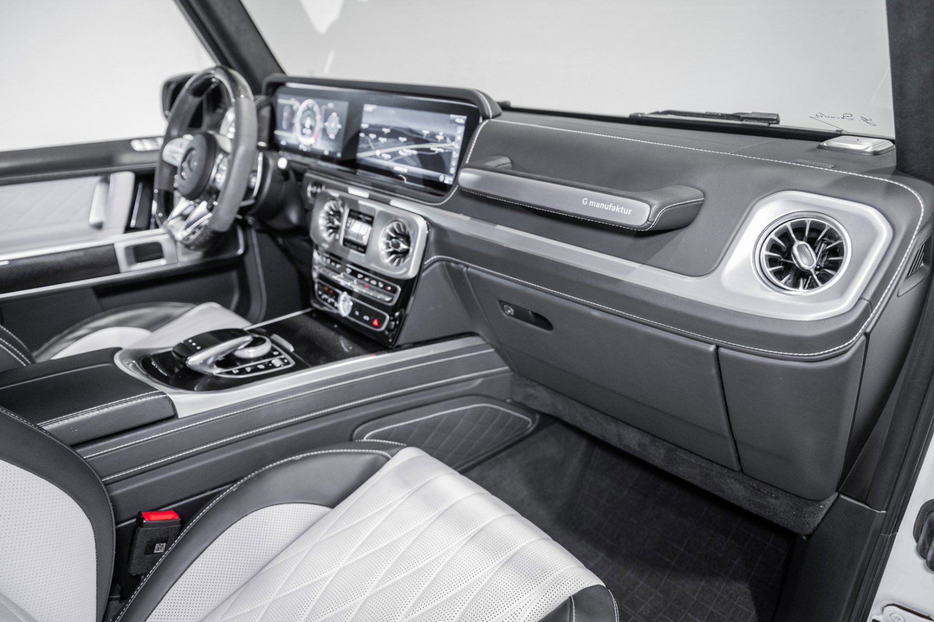 Used 2023 Mercedes-Benz G 63 AMG 4MATIC image 29