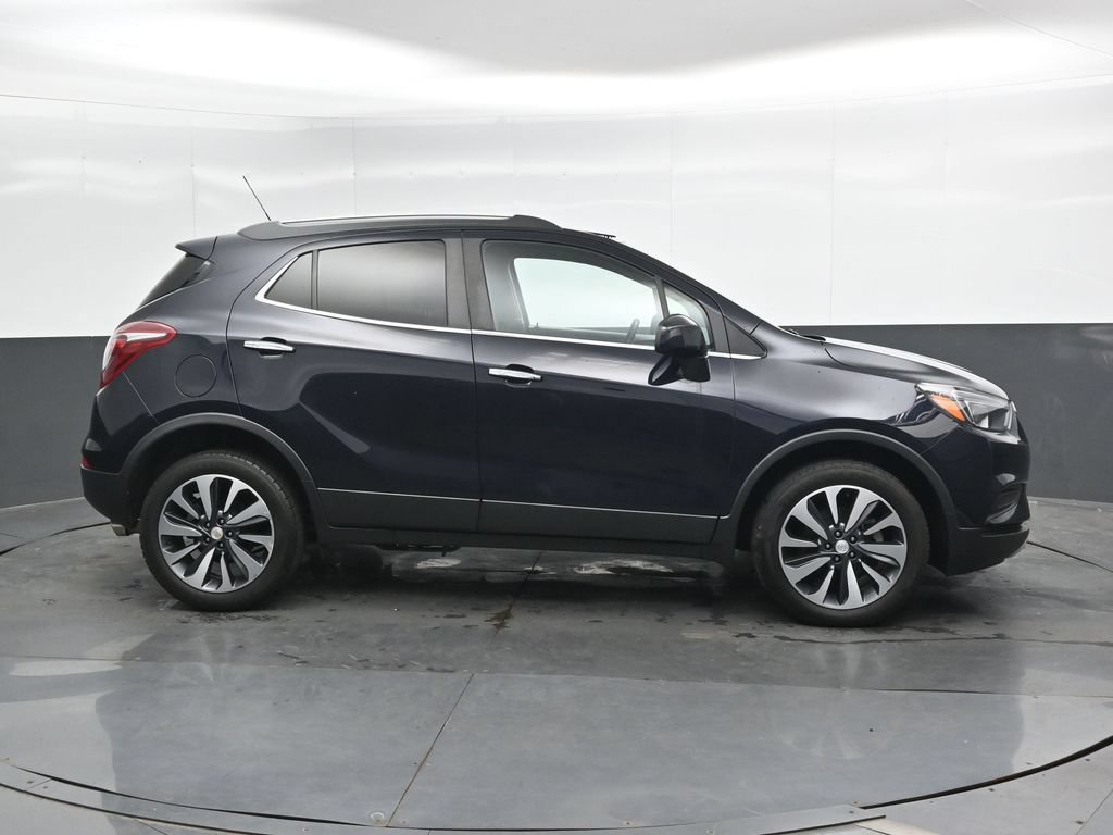 Used 2021 Buick Encore Preferred AWD/4WD image 5