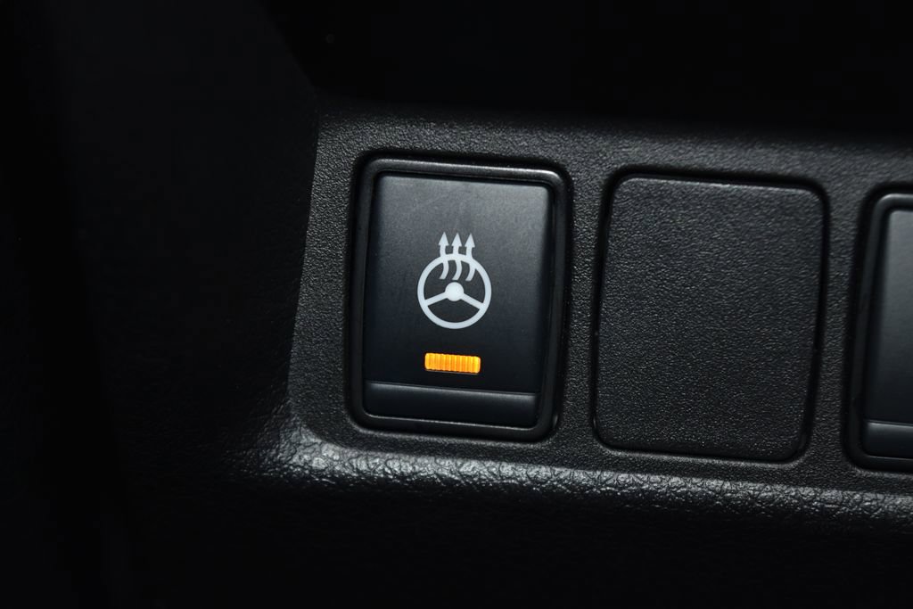 Certified 2022 Nissan Rogue Sport SL w/ Premium Package image 19