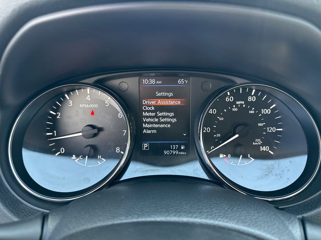 Used 2019 Nissan Rogue SL FWD image 21