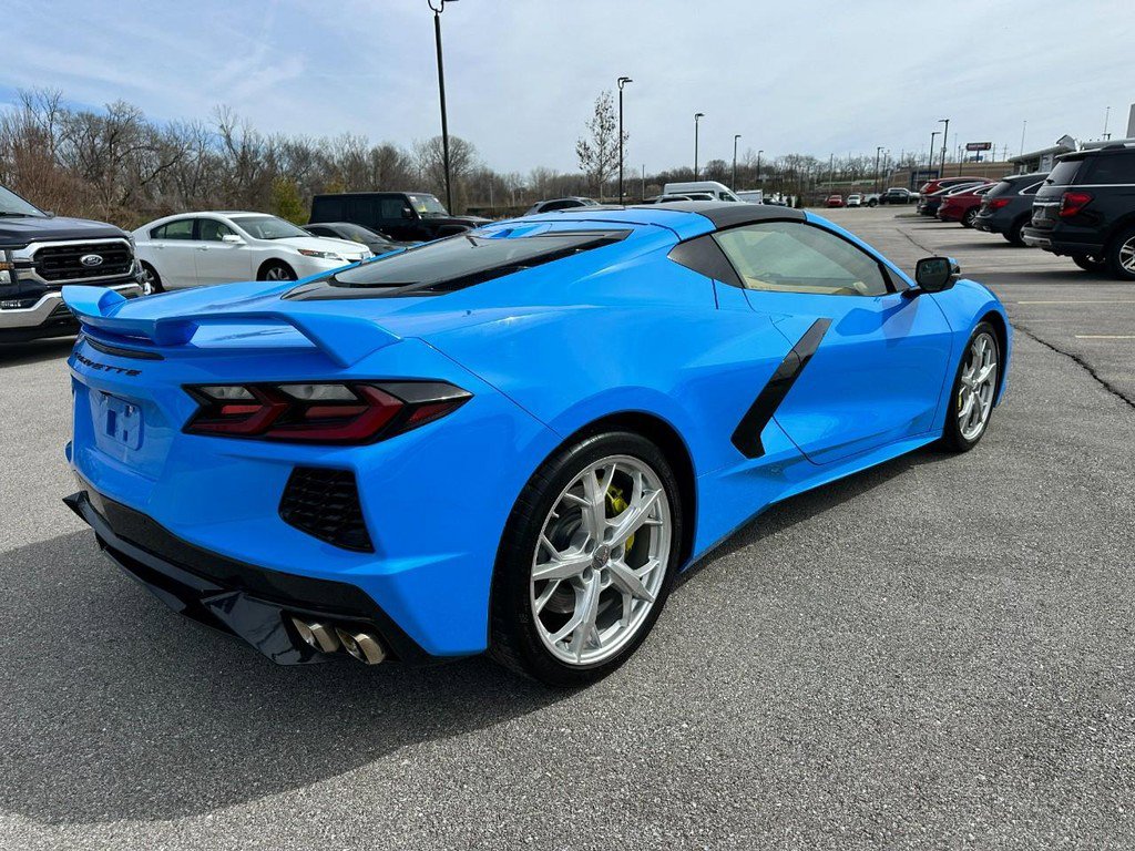 Used 2021 Chevrolet Corvette Stingray Premium Cpe w/ Z51 Performance Package image 5