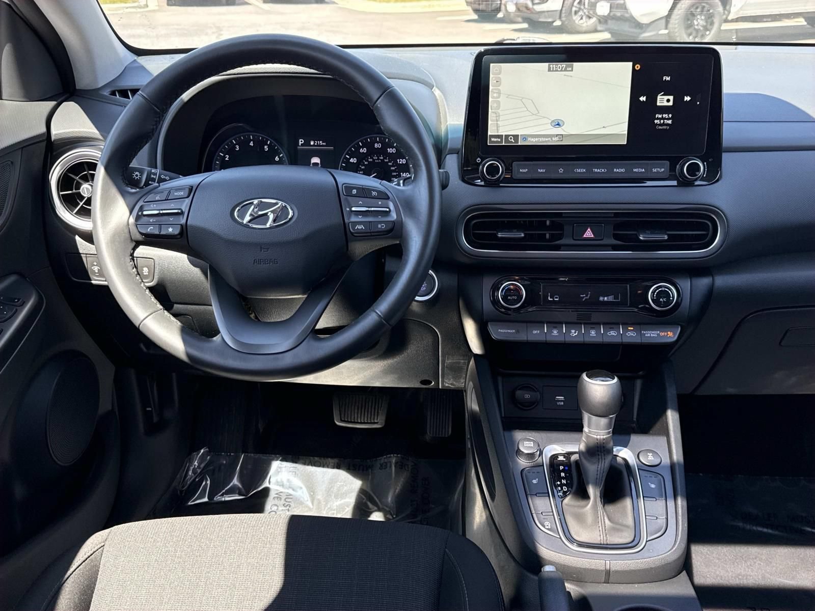 Used 2023 Hyundai Kona SEL w/ Convenience Package AWD/4WD image 8