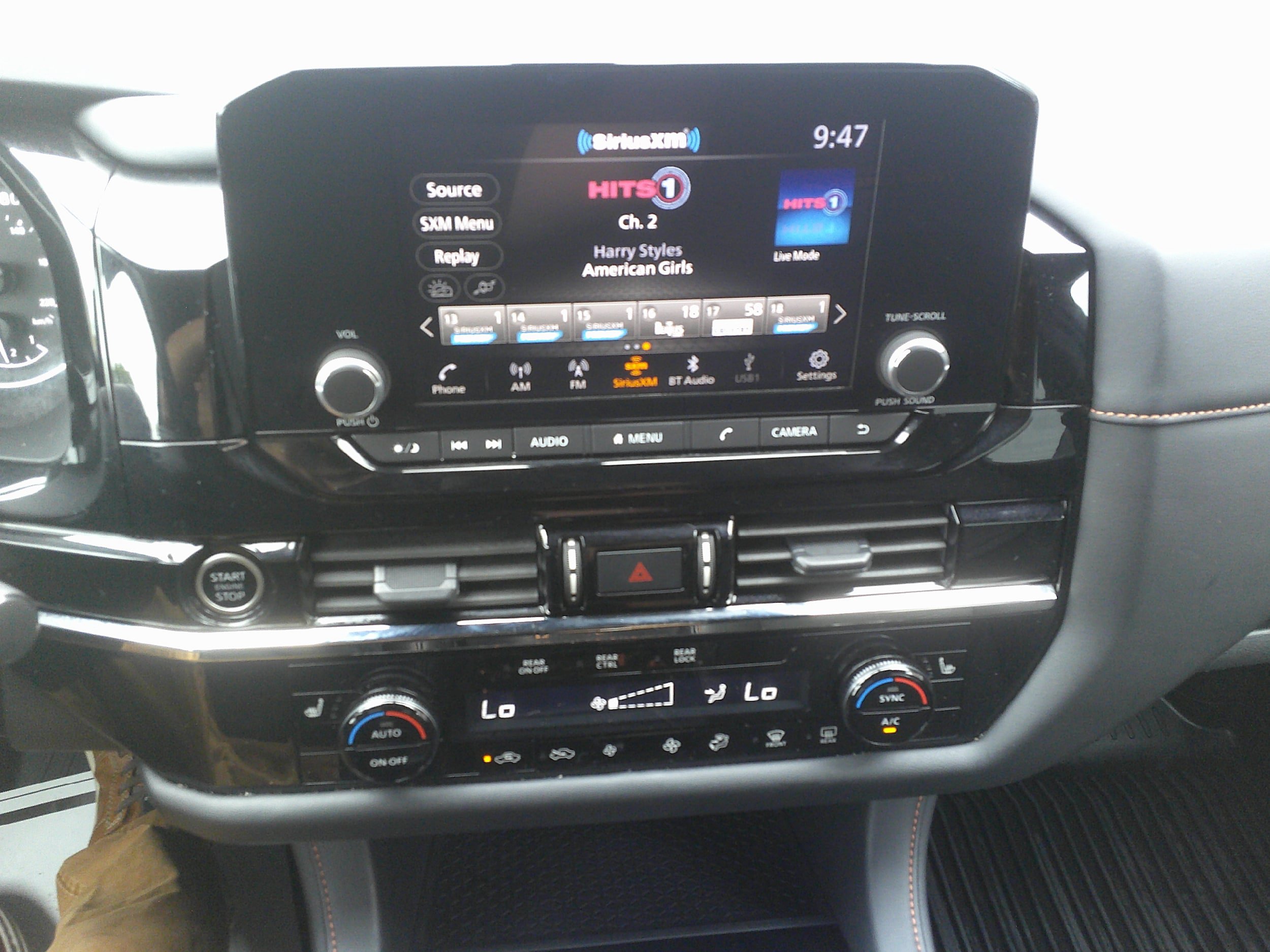 Used 2024 Nissan Pathfinder Rock Creek AWD/4WD image 32