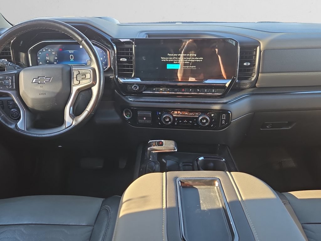 Used 2022 Chevrolet Silverado 1500 ZR2 w/ Technology Package AWD/4WD image 11