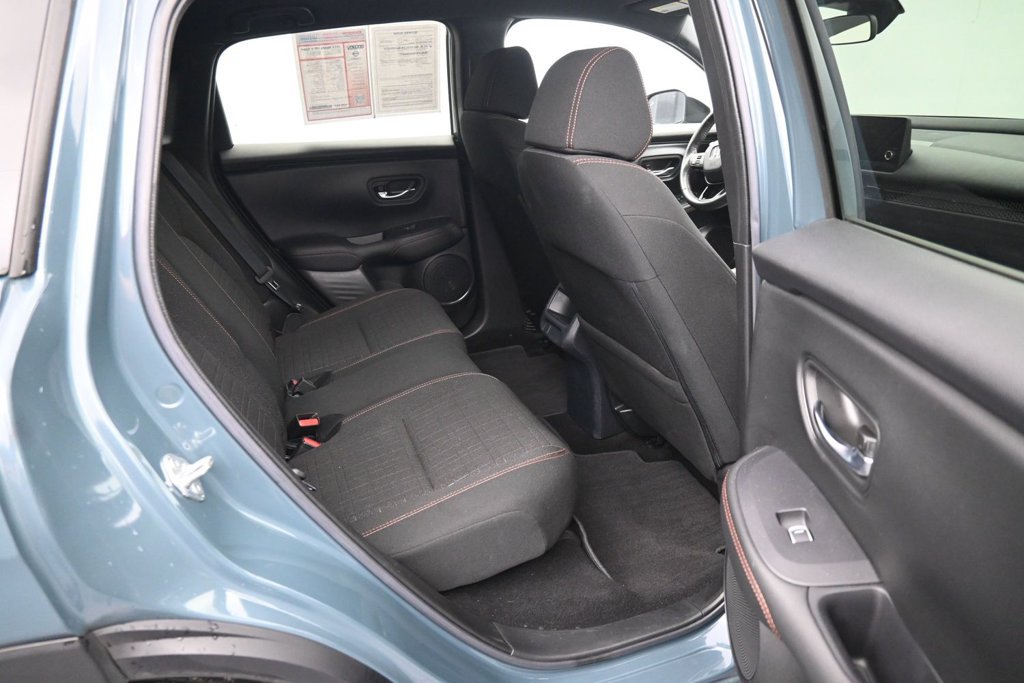 Used 2024 Honda HR-V Sport image 12